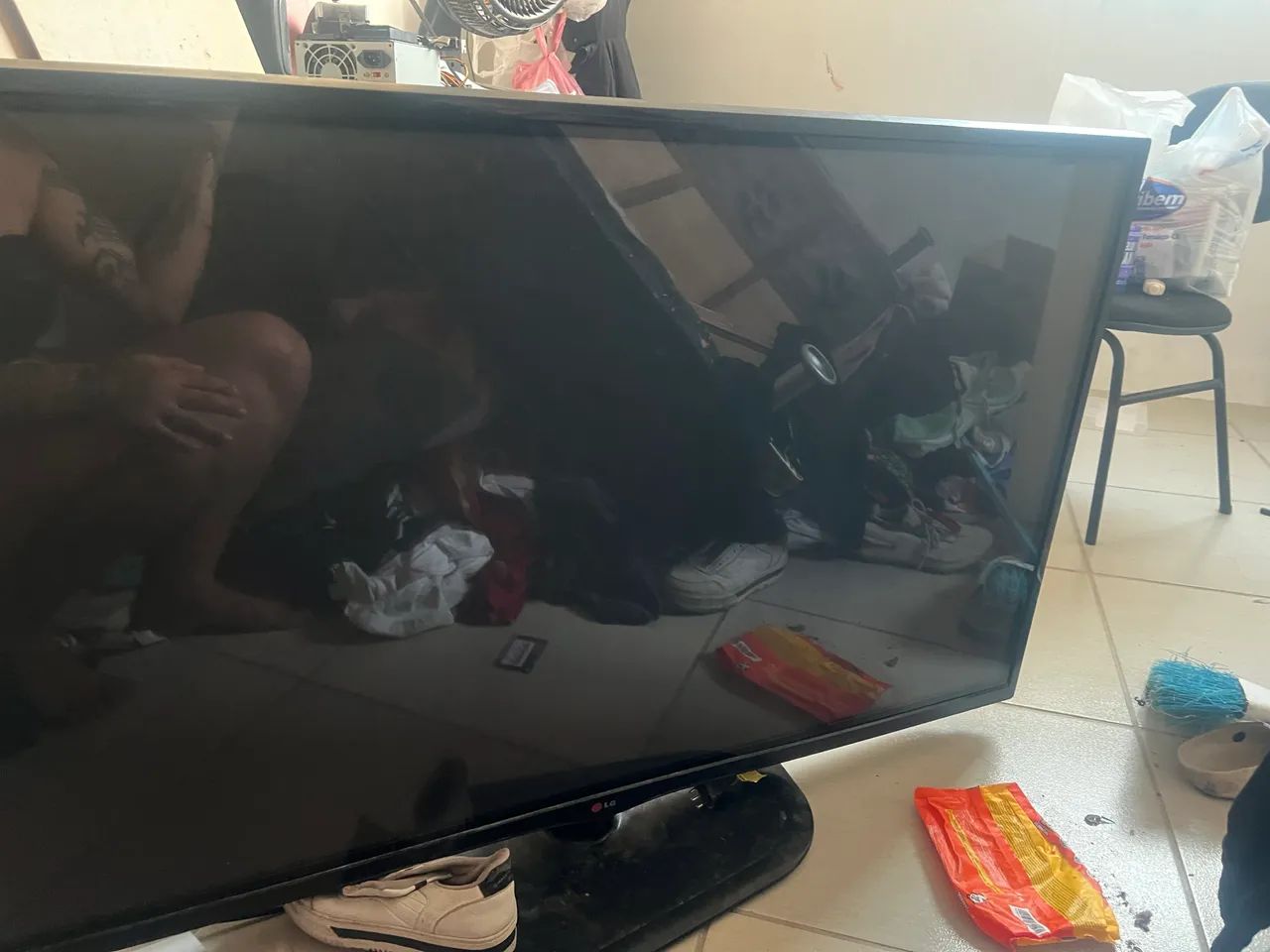 tv com defeito