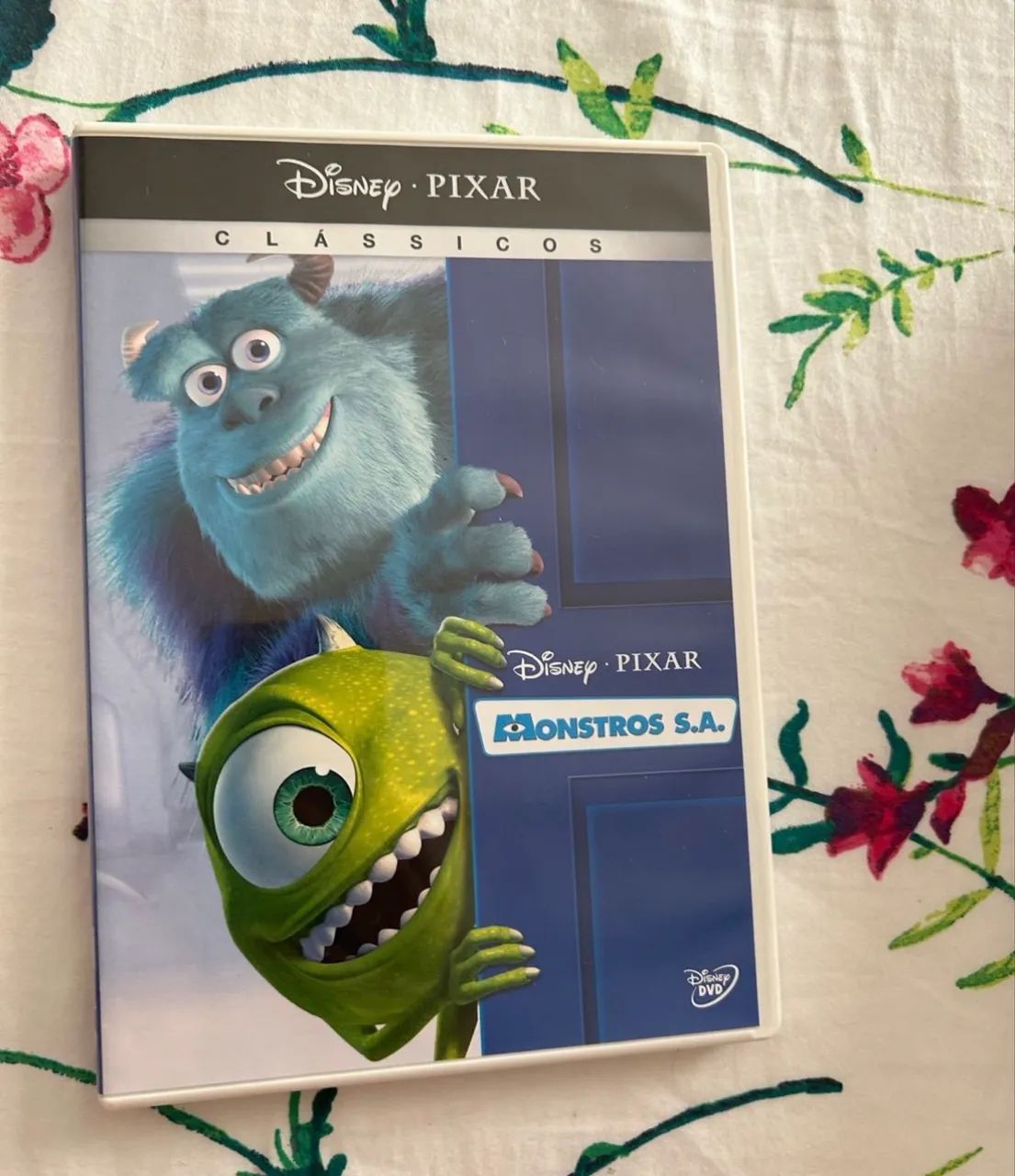dvd monstros s.a.em ótimo estado. original.