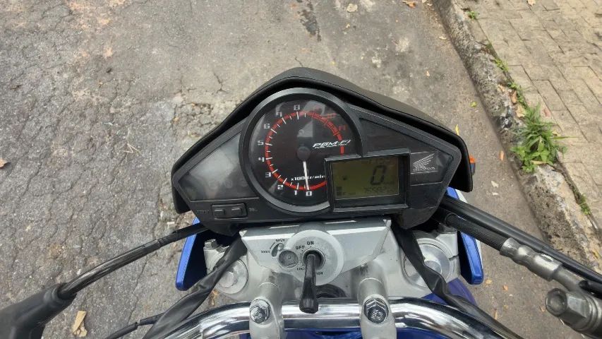 HONDA CB 300R - Foto 4