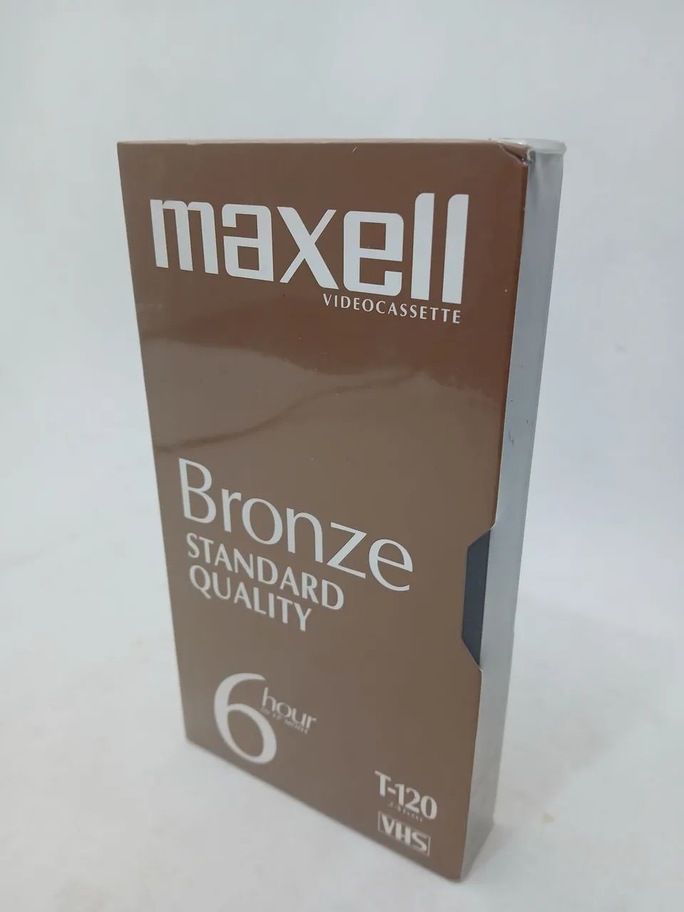 Antiga fita vhs Bronze Standard 6 hrs Lacrada - Foto 2
