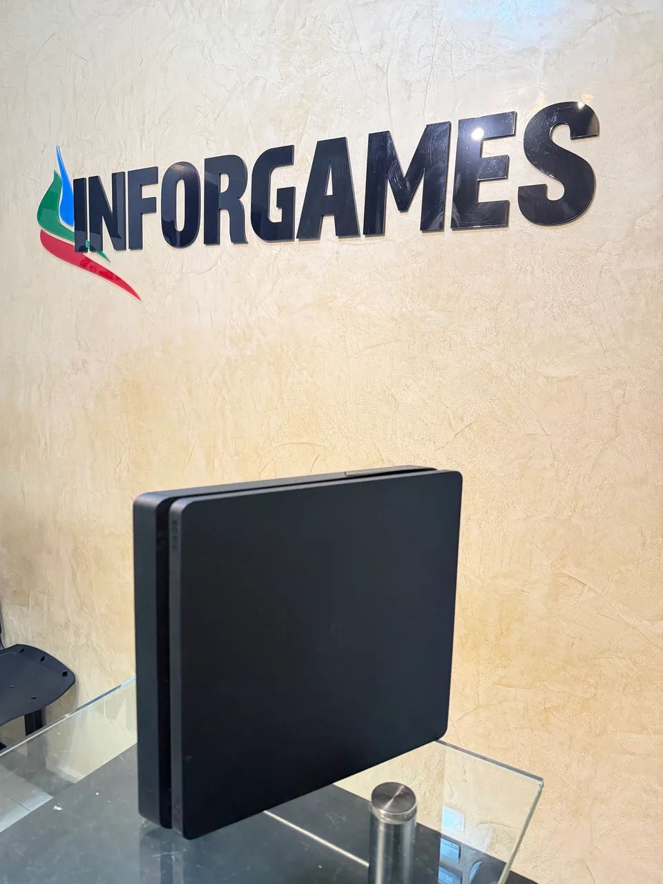 PS4 SLIM COM JOGOS E GARANTIA 