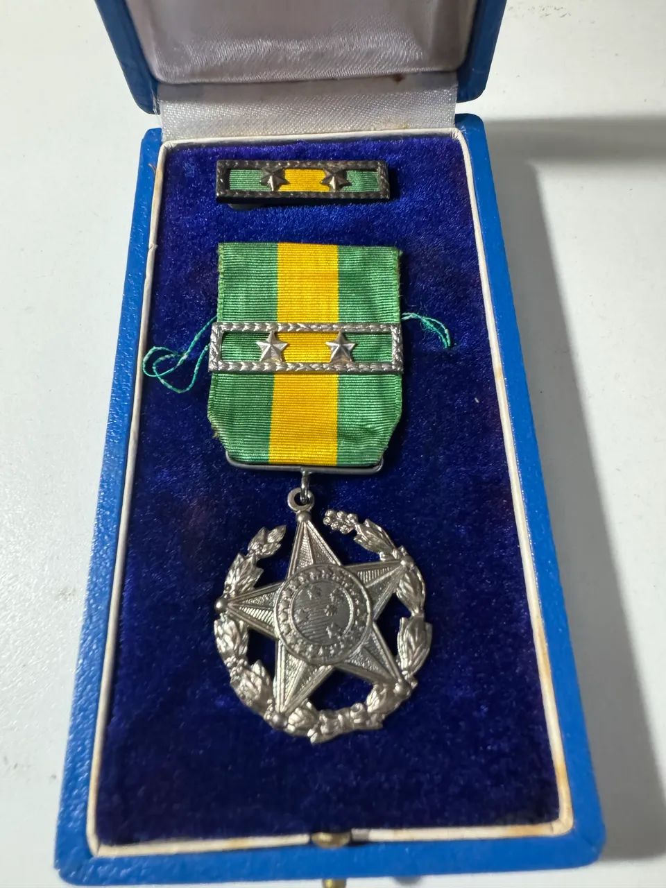 Antiga Medalha Militar Brasileira em Prata - 20 Anos de Bons Serviços (Decreto 4.238/1901)
