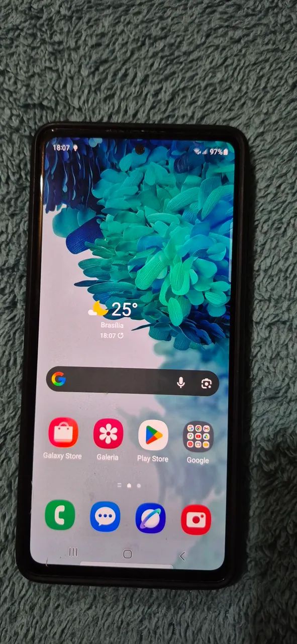 Sansung galaxi S20 fe 256 gigas de memória interna e 8 de ram. - Foto 3