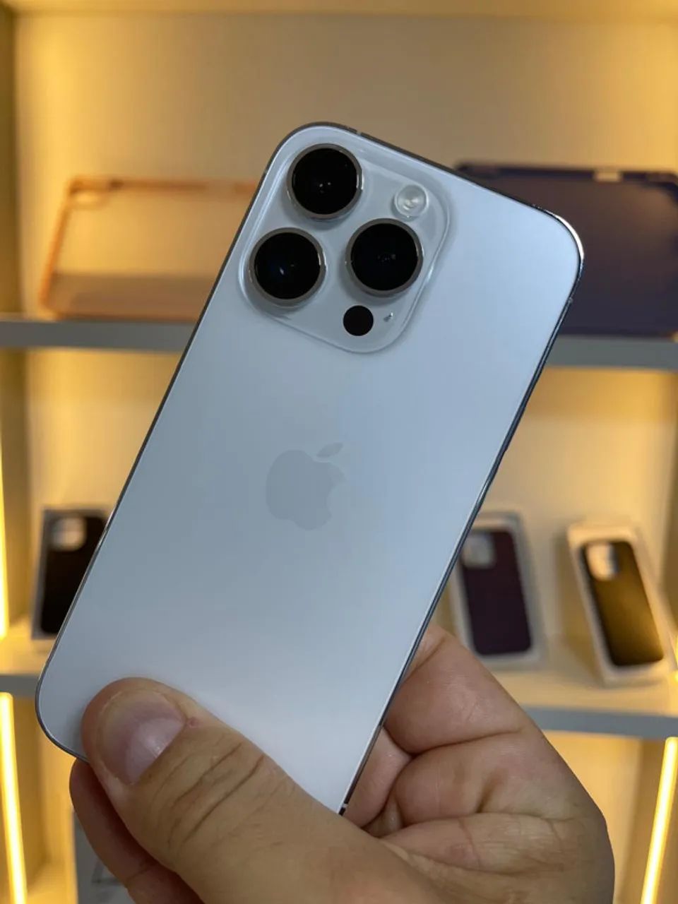 IPHONE 14 PRO 128GB BRANCO SEMINOVO - Celulares e Smartphones