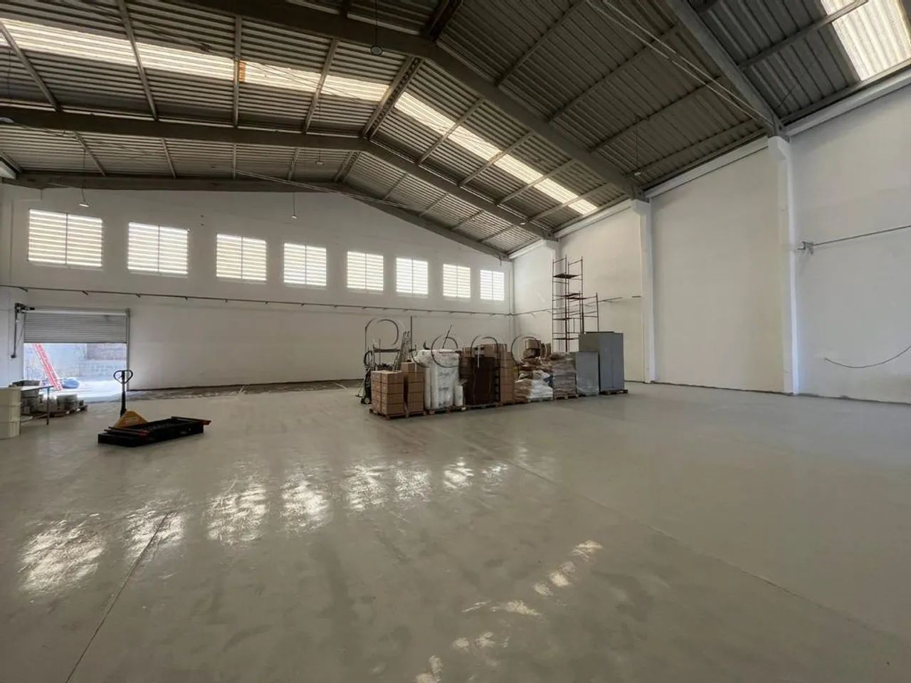 Galpão para alugar em Valinhos, Macuco, com 950 m² - Foto 4