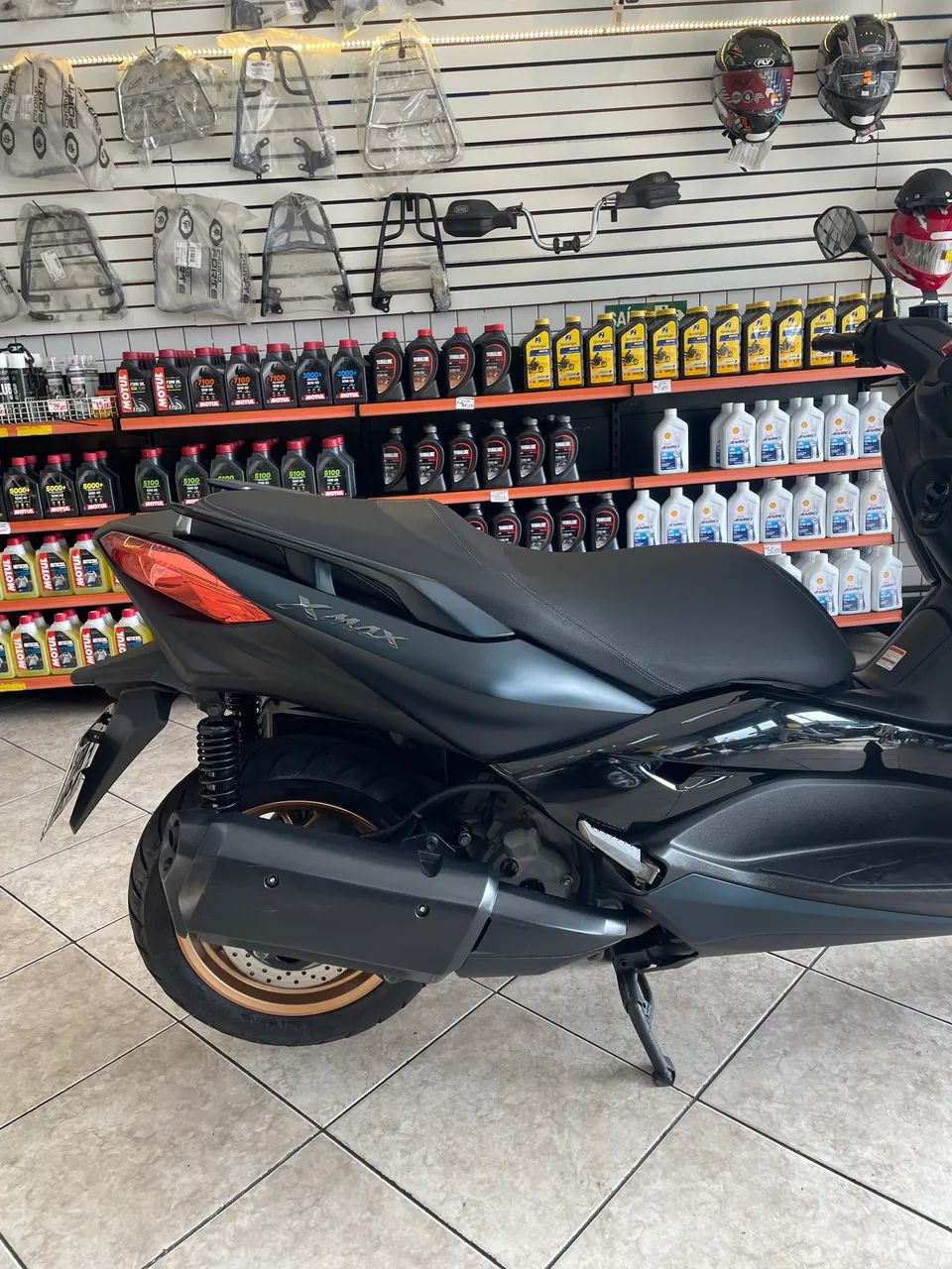 YAMANHA XMAX 250 ano 2024 - Foto 2