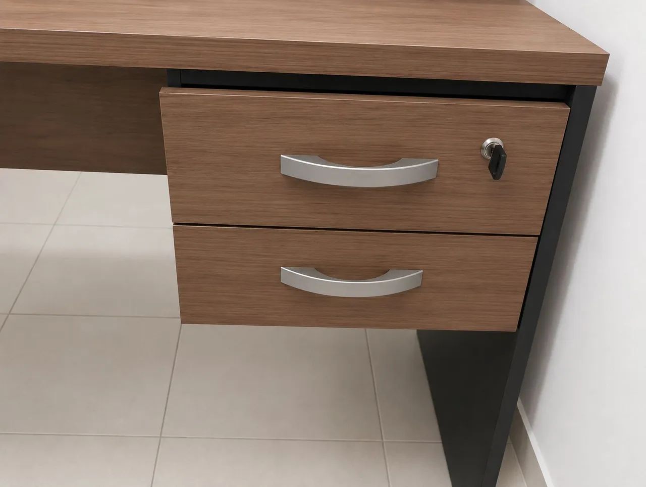Mesa de escritório - Foto 2