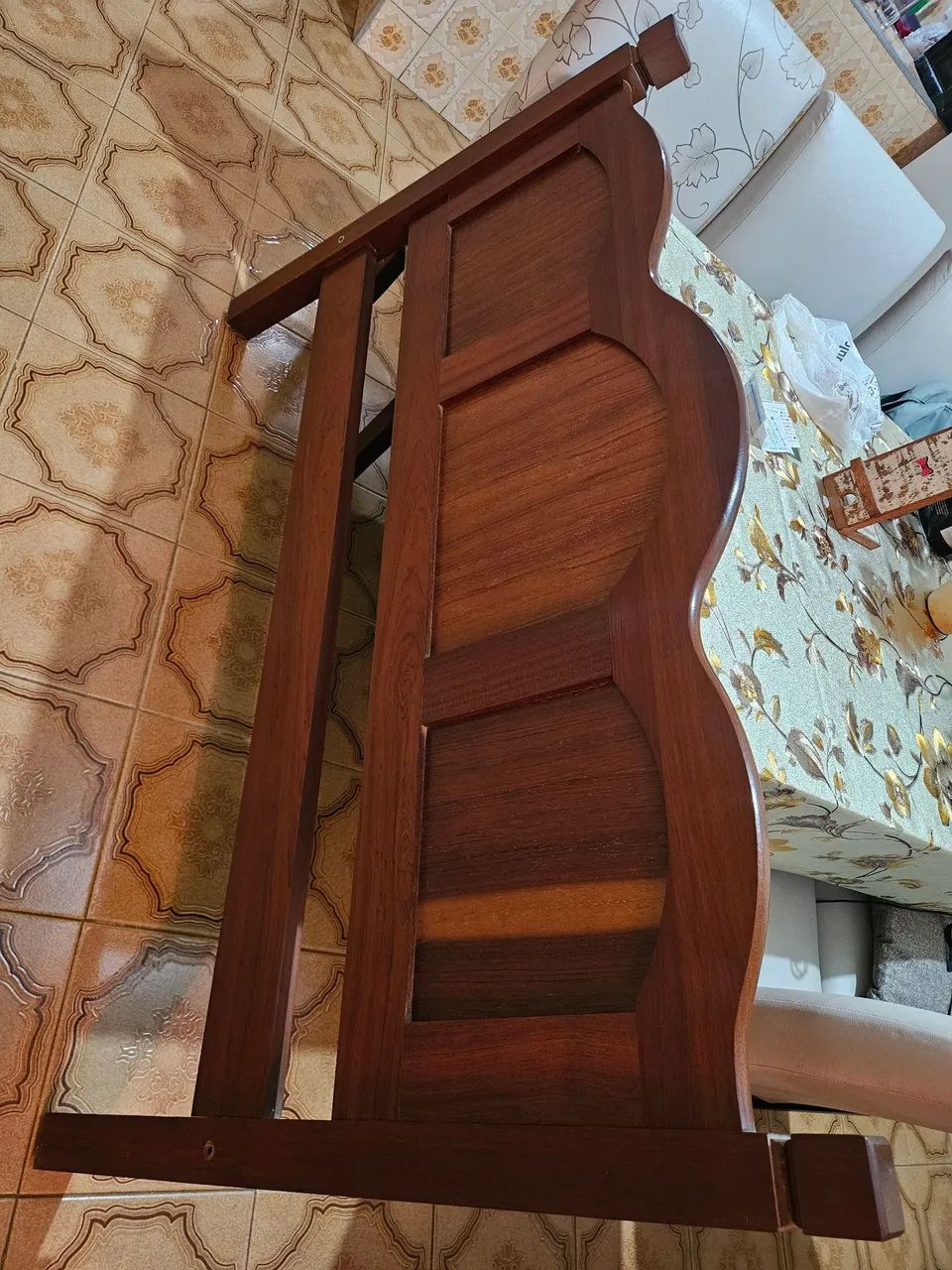 Cama casal madeira em excelente estado  - Foto 3