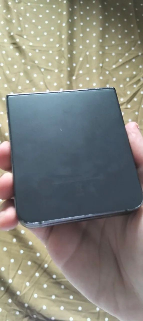 zFlip 4 - Foto 3