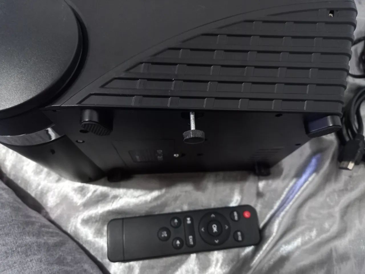 Projetor (WI-FI/Bluetooth) 150' - Foto 3