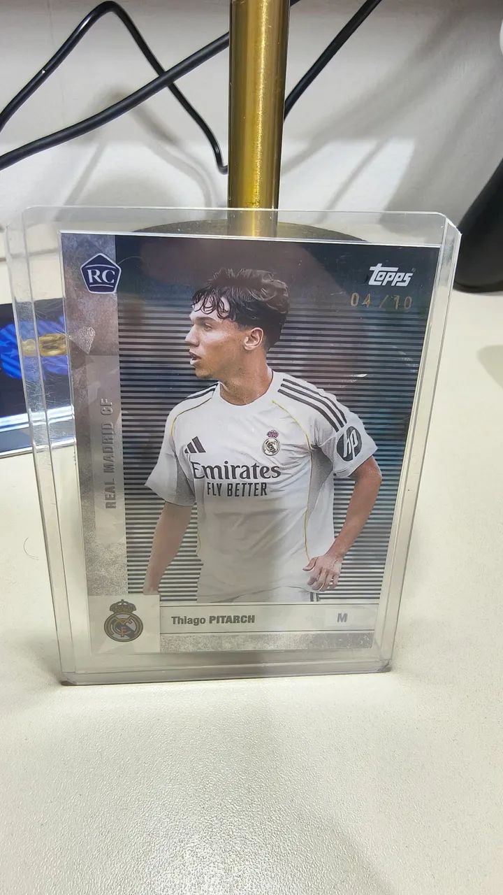 Card Thiago Pitarch RC - Black Parallel 04/10