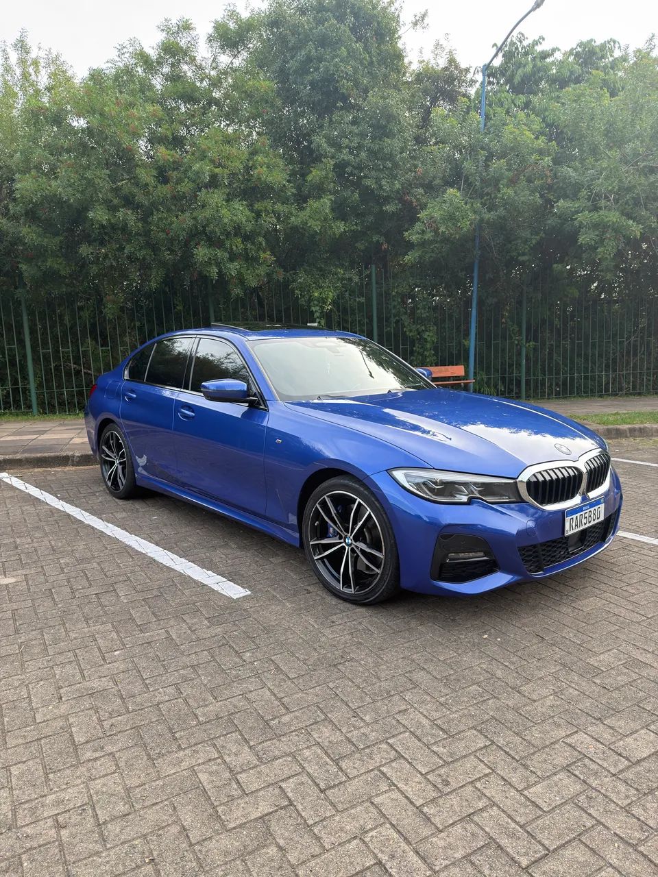 BMW 330E M Sport 2.0 Turbo Híbrido AU 2021