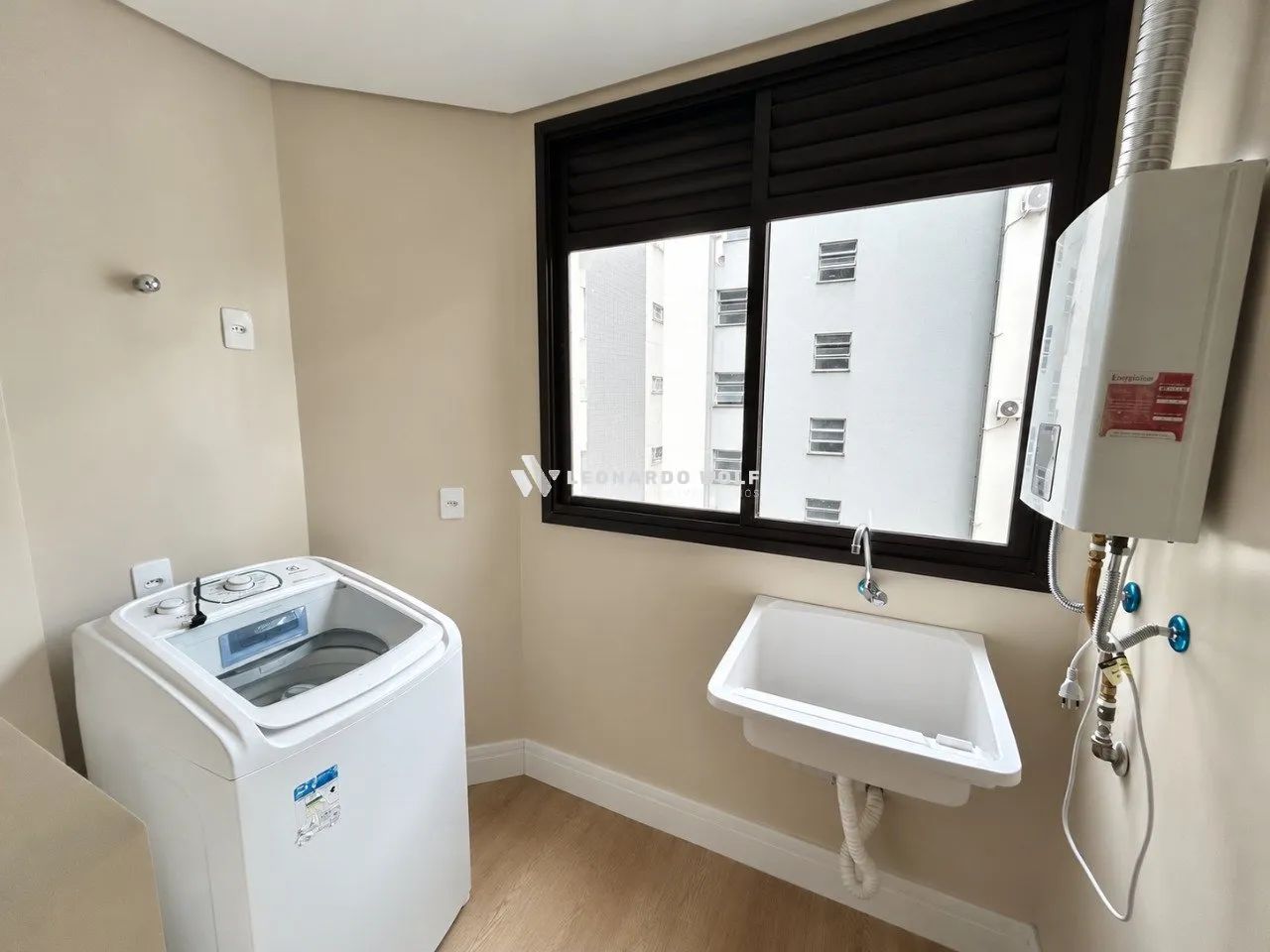 Apartamento com 2 quartos, garagem coberta na Agronômica/Florianópolis - Foto 4