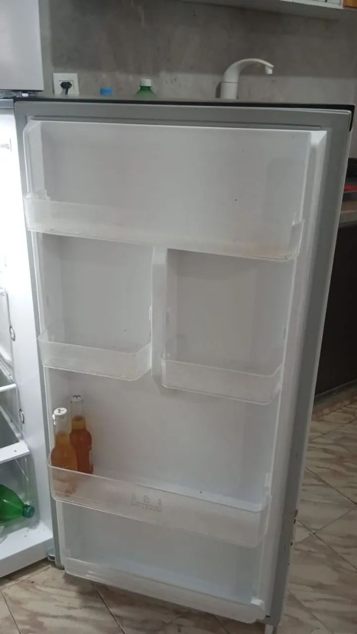 Vendo geladeira  - Foto 2