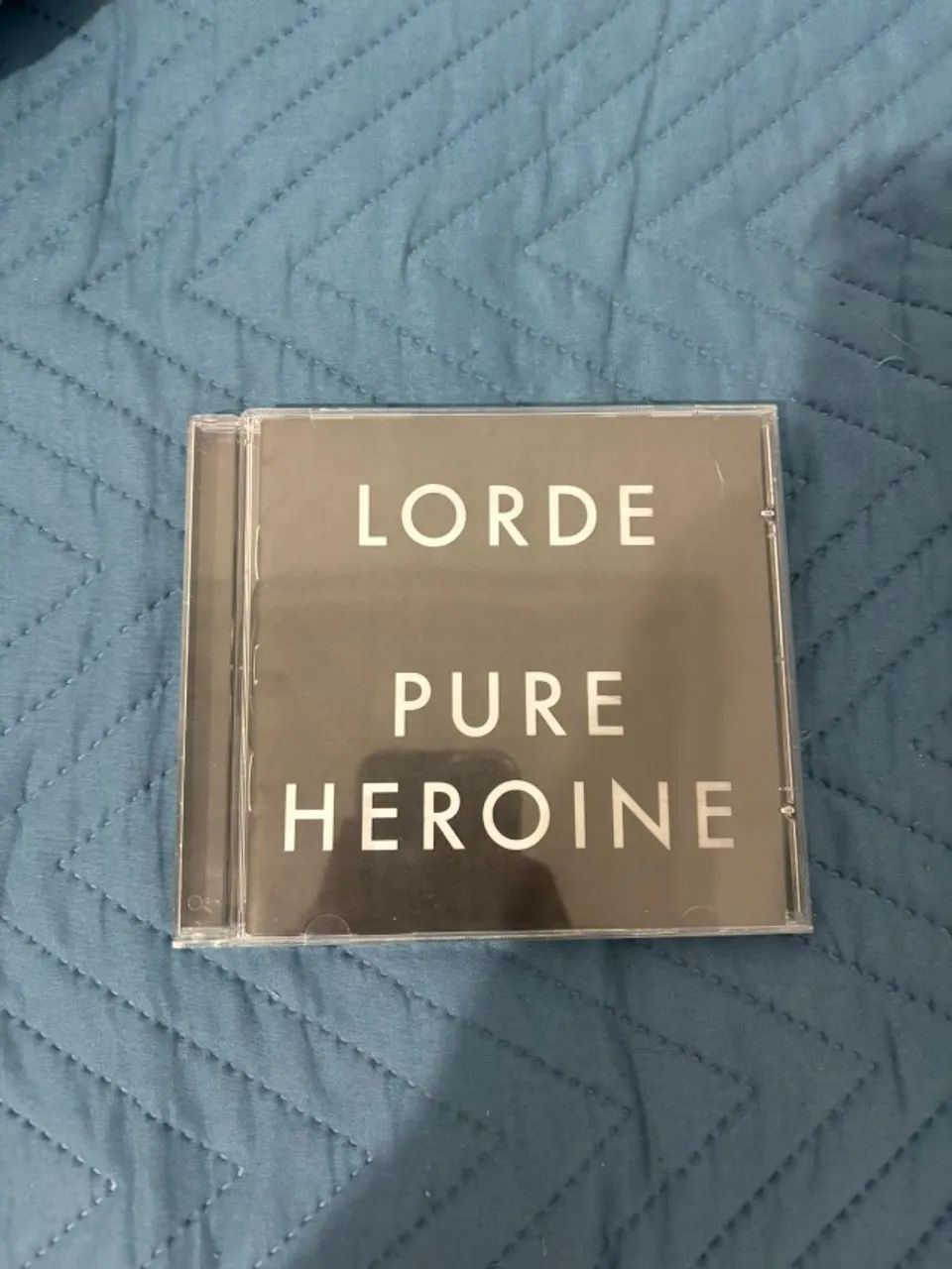 cd lorde - pure heroine