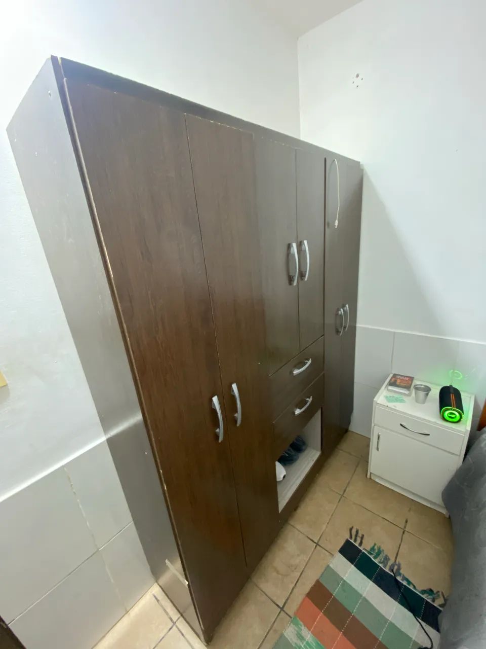 Guarda roupa  6 portas 