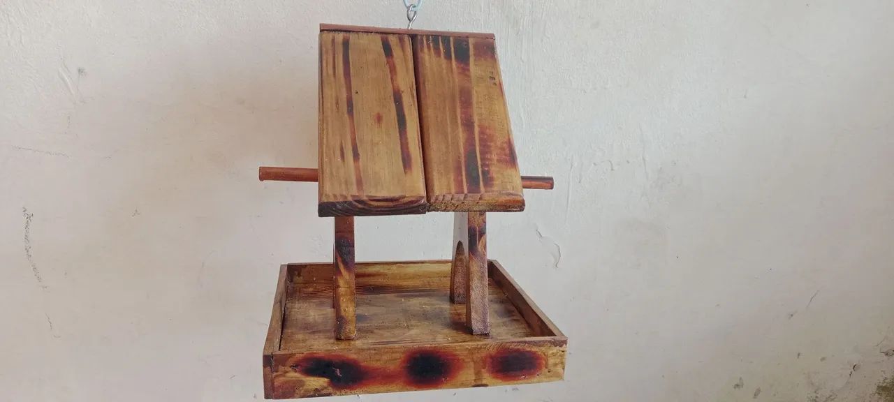 Vendo casinha de passarinho de madeira  - Foto 4