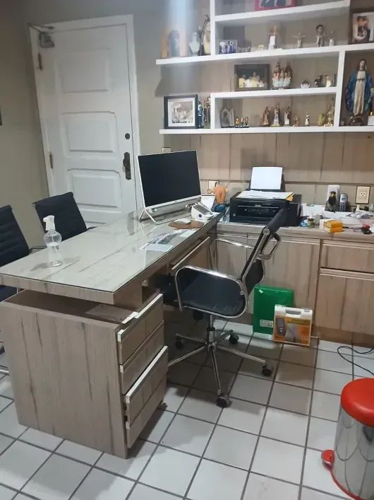 Moura Gestor Imobiliario Vende Sala Comercial no Umarizal com 60m2, Belem, Pa