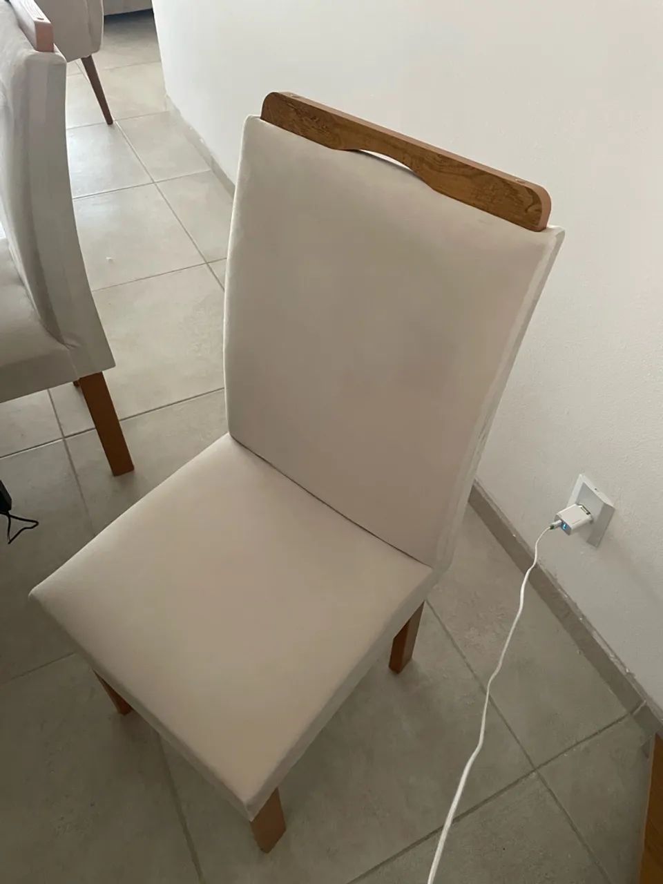 Mesa com seis cadeiras  - Foto 3