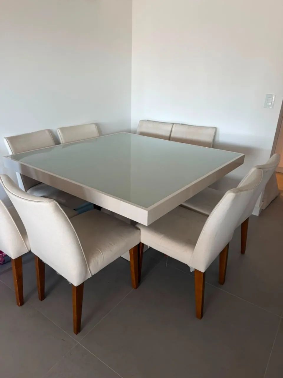 Mesa de Jantar 1,4x1,4 + 8 cadeiras - Foto 3