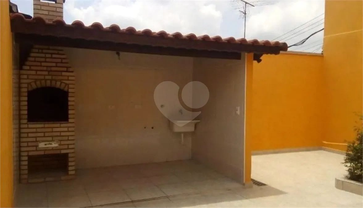 Casa à venda com 176m²  Conforto, espaço e excelente localização!