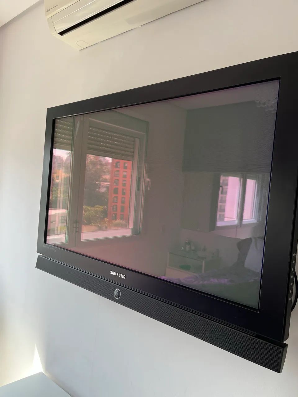 Tv Samsung com suportes 50 polegadas 110v