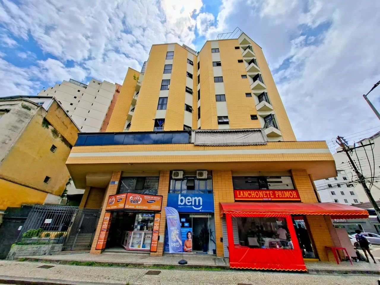 Apartamento de 01 quarto com 02 vagas de garagem no Centro - Foto 4