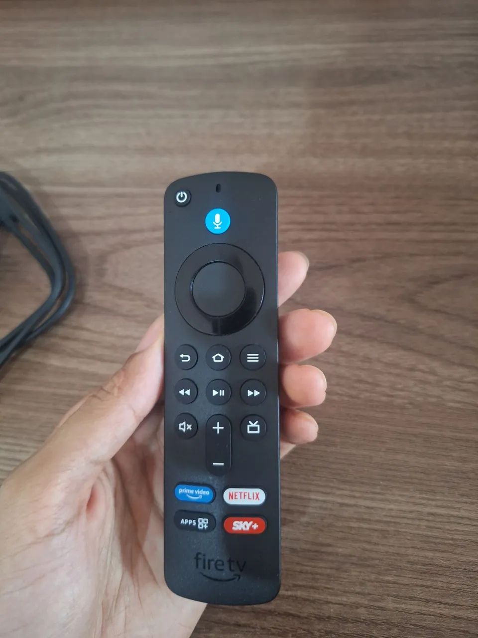 Fire Stick 3° geração Full HD 1080p - Foto 3