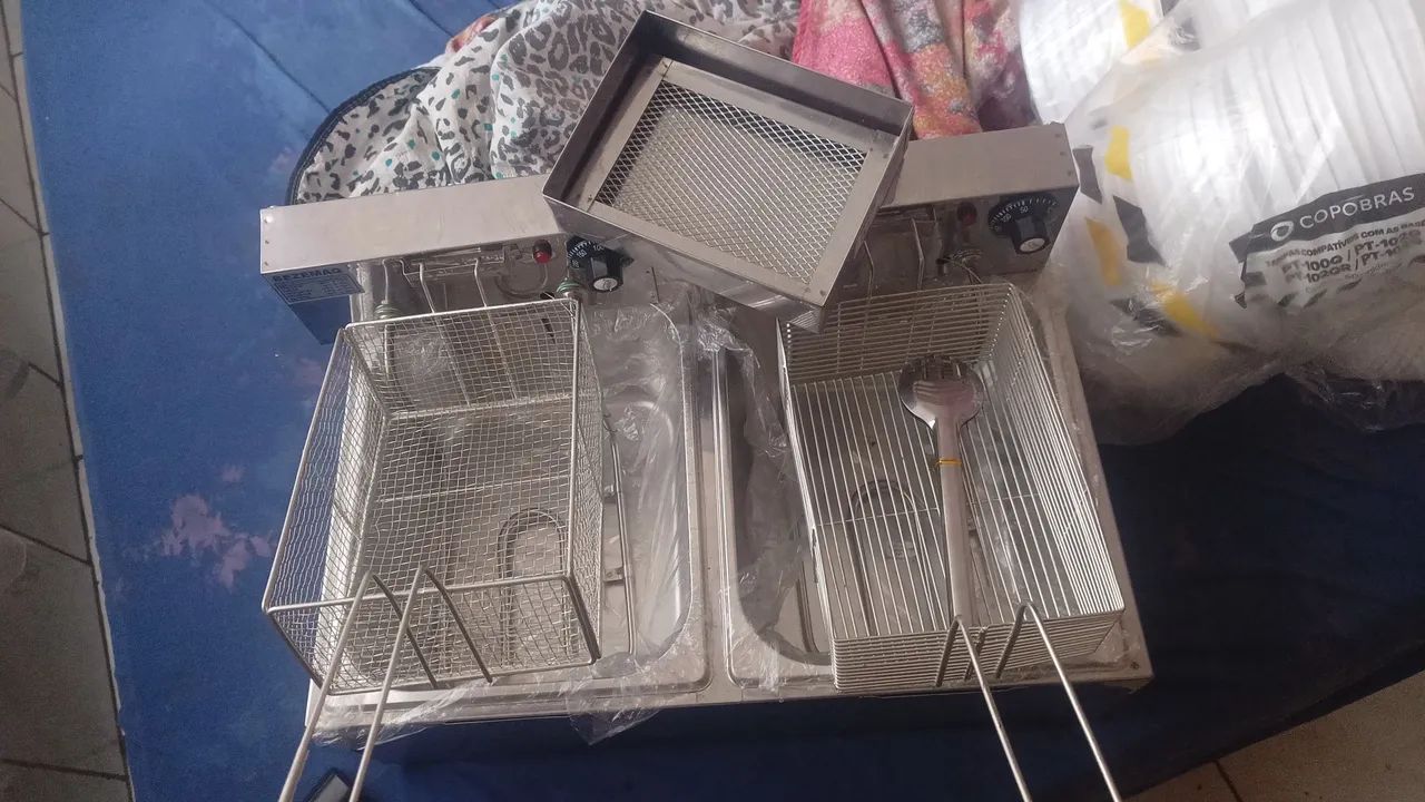 FRITADEIRA ELETRICA