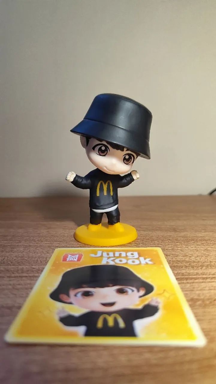 JungKook - Boneco BTS