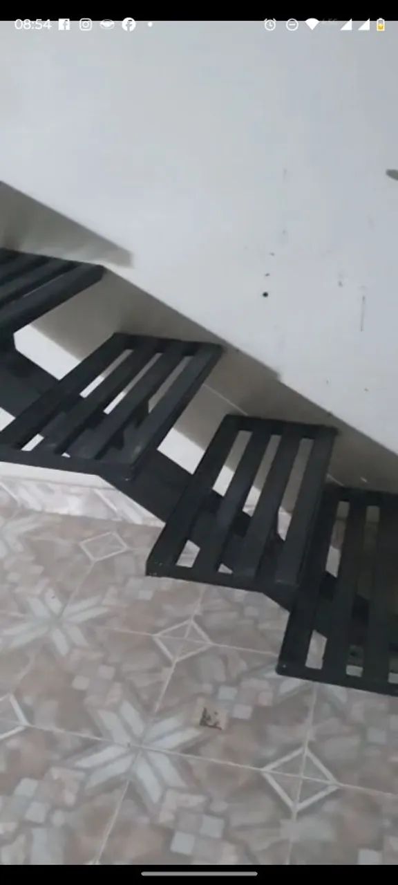 Serralheria de alto padrão: Portão, escada e elevador fabricação e instalação  - Foto 2