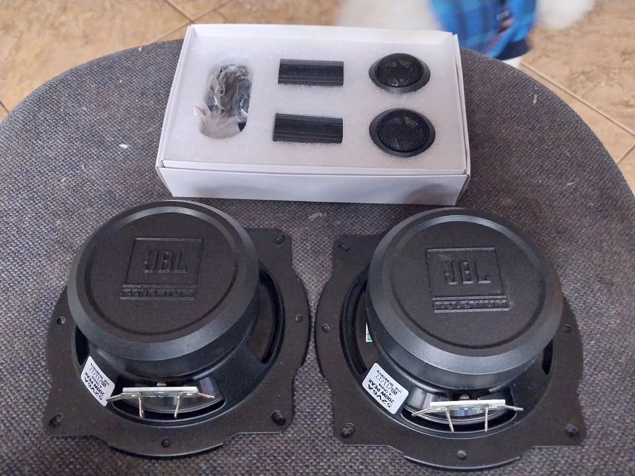 Kit duas Vias JBL 5 polegadas Novo. - Foto 4