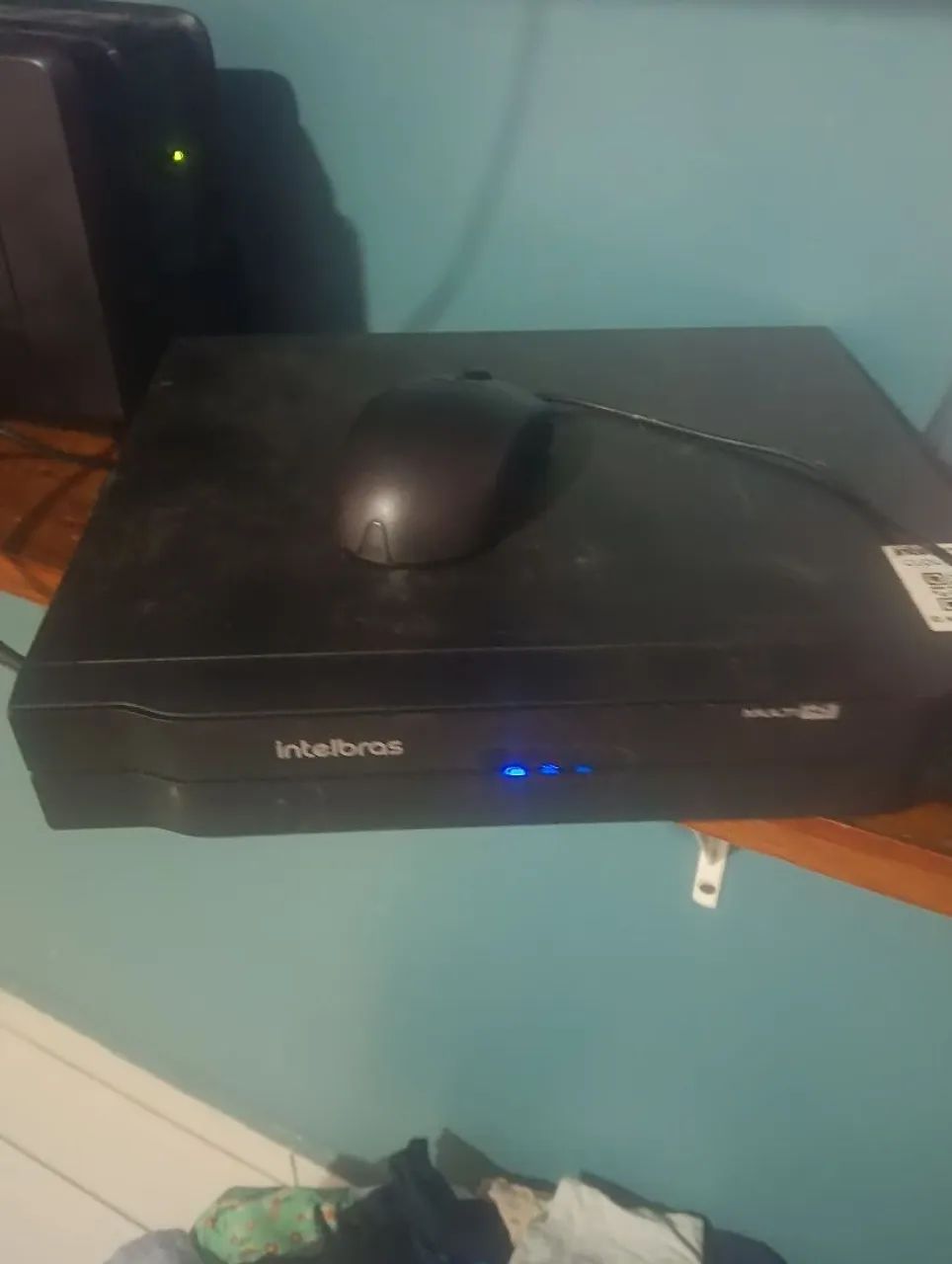 DVR Intelbras MHDX 1008 com HD 1000 gigas