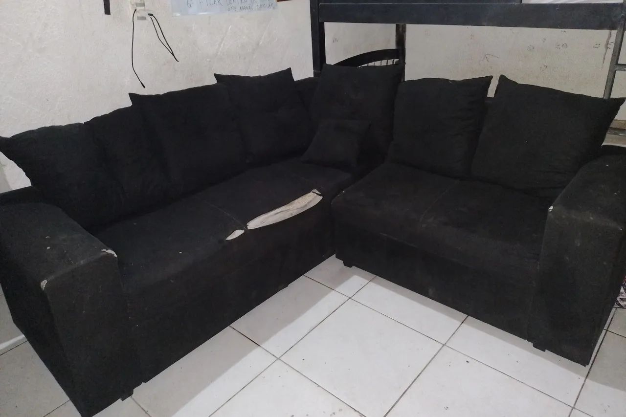 Sofá em L na cor preta  - Foto 3