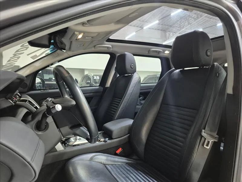 Land Rover Discovery Sport SE 2.0 4X4 Aut., foto 14 de 16