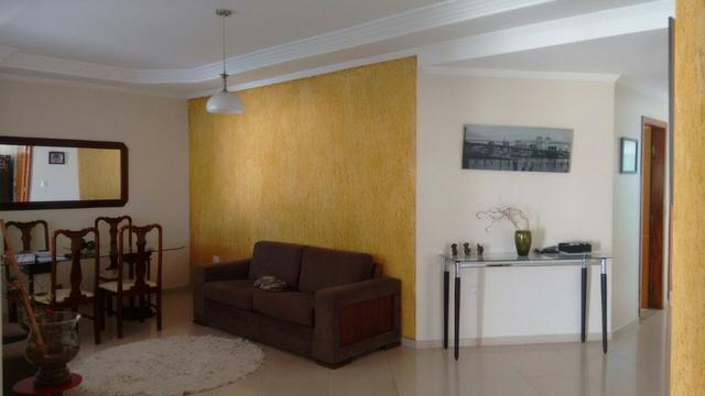 Lote com 800M² casa com 4 quartos quintal na frente e fundos com piscina churrasqueira - Foto 20