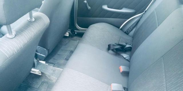 Fiat Palio Celebration Economy 1.0 8v 2011 - Completo, novo! - Foto 6
