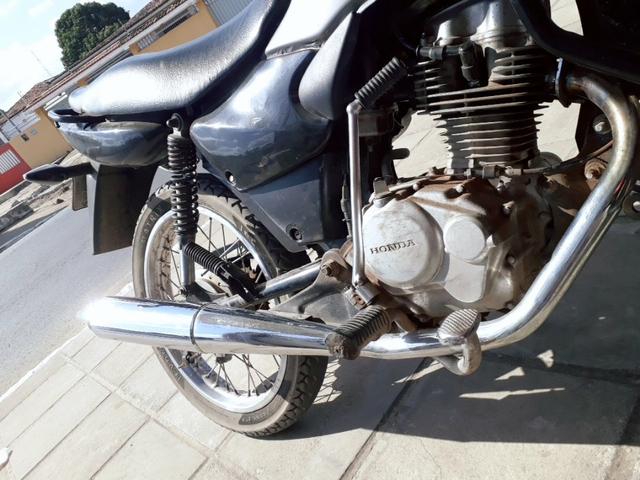 Escape de moto titan 125 - Foto 3