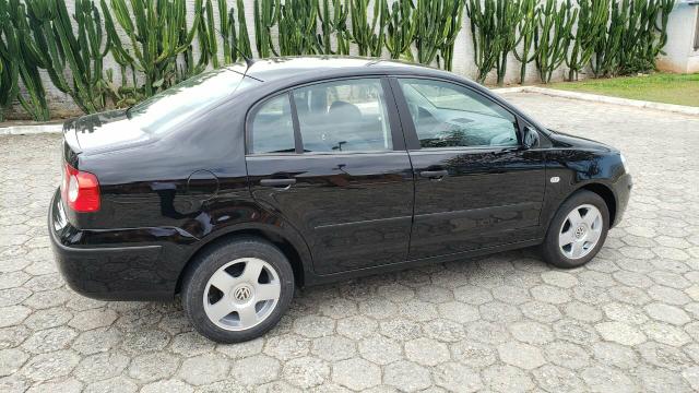 VW Polo sedan 1.6 - Foto 2