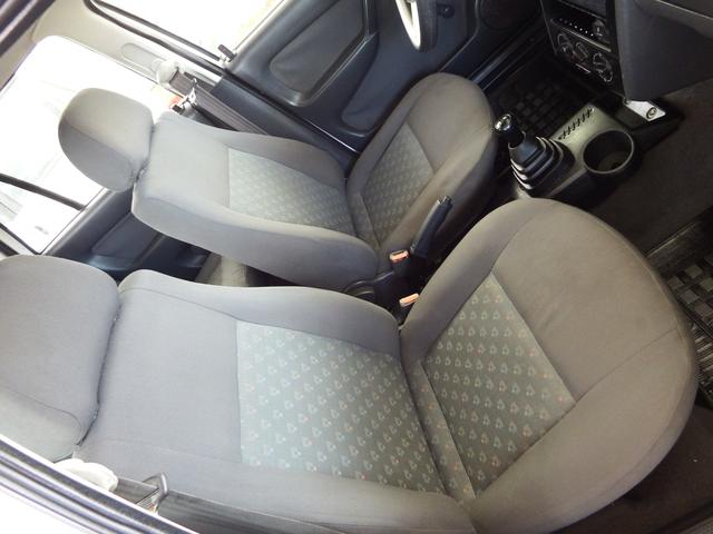 Gol G3 1.6 8v AP 4 portas ano 2003 - Foto 7