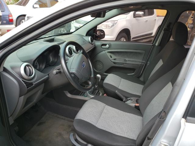 FORD - Fiesta Sedan 1.6 Flex Completo (Airbag +Abs) - Foto 9
