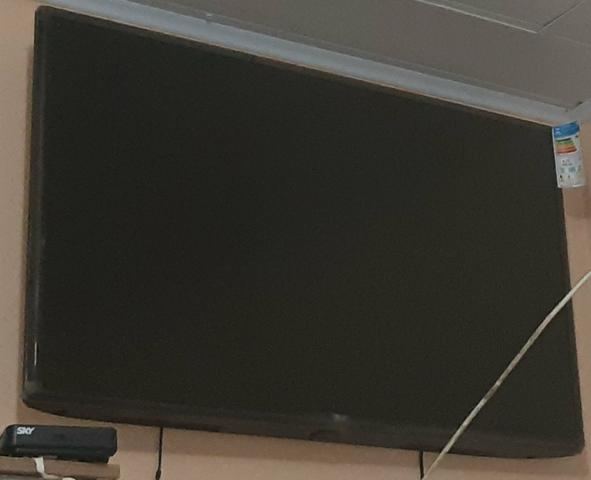 Vendo TV 43 polegada