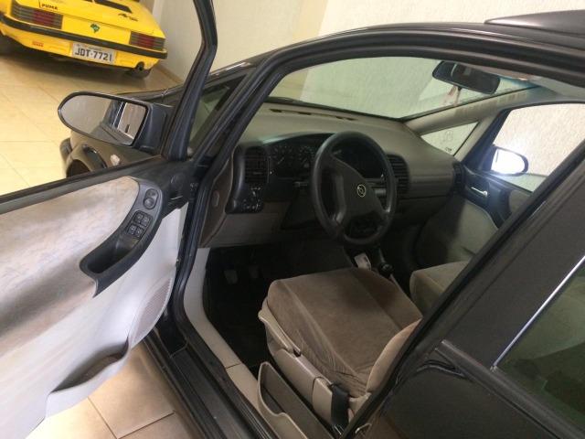 Zafira CD 2.0 8V 2003/2004 - Foto 8
