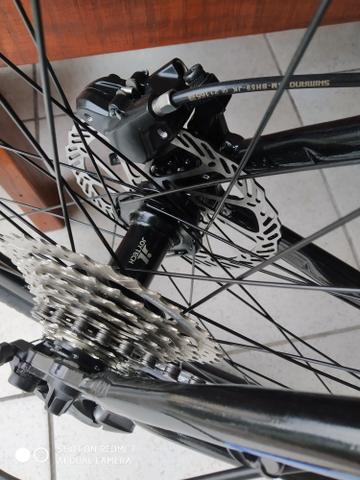 Bicicleta aro 29 First Atrix 27V Shimano alívio - Foto 6