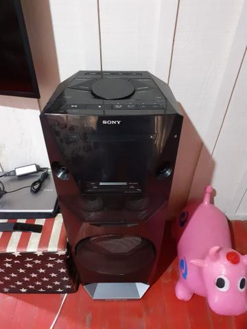 Sony MHC-V5 1200 Watts - Foto 4