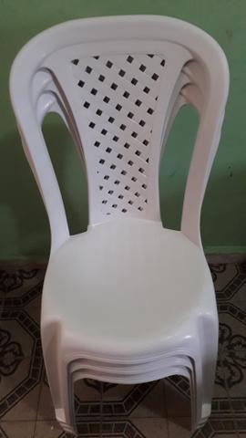 Cadeiras de Plástico