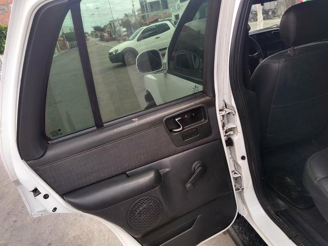 Vendo ou troco por carro aberto - Foto 5