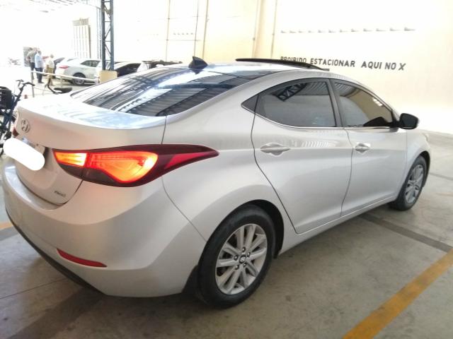 Elantra 2015 completo