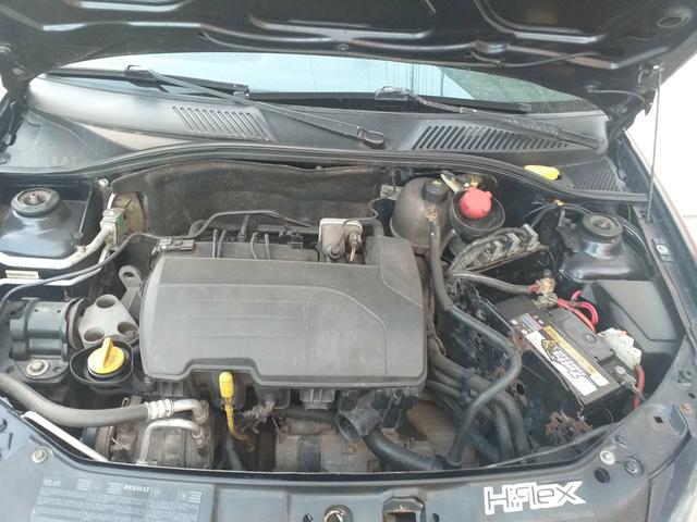 Renault Clio - Foto 4