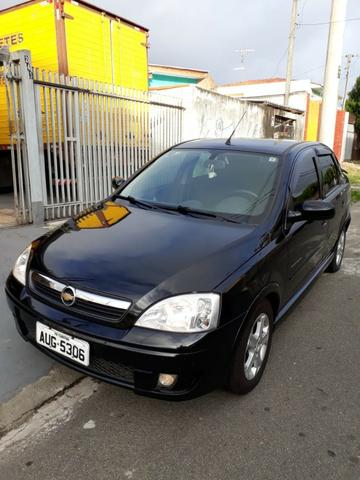 Corsa Sedam Premium 2012